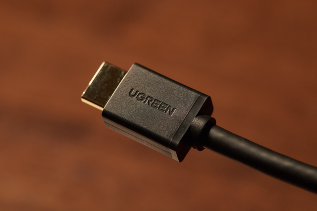 4K电视频道连续上线，看电视为啥还是不清晰？