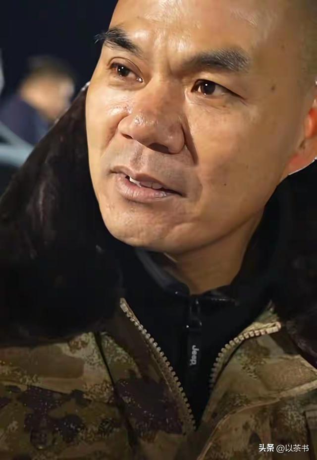 九三阅兵唯一擎旗手张威：河南农村小伙到天安门的27年