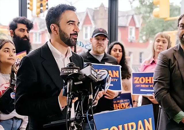 美欧还在“演戏	”	，俄罗斯埋头“练功”！无人机正改变战场规则