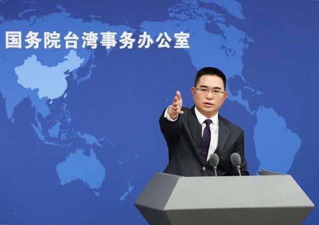 终于谈完了，蒋万安离开大陆，临走前告知两岸，民进党将全面管制