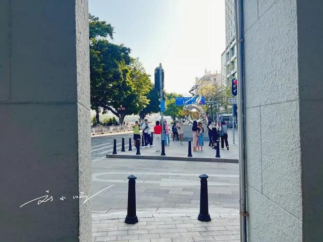 神似上海永康大楼?广州老城区这栋建筑成“网红”,游客扎堆打卡