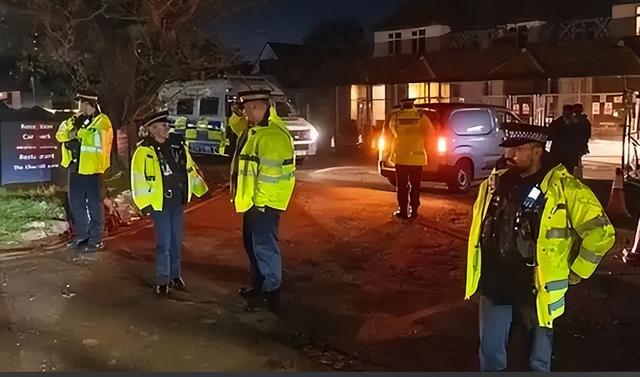 外籍重犯月内接连上演“胜利大逃亡”，公众安全沦为政治牺牲品？