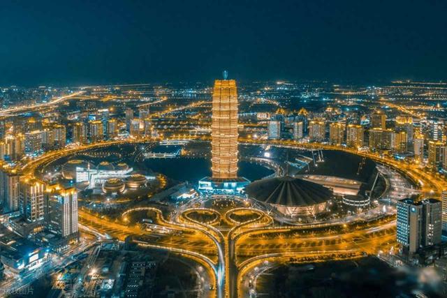 深圳万万没料到，杭州也没算到，如今的郑州竟逆袭成全国顶流