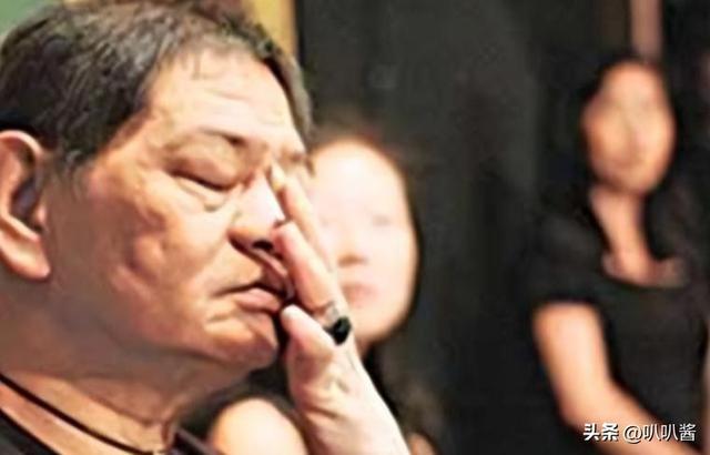 100多位情妇	，包养费上亿元，9女同床却落得个凄凉下场、人财两空