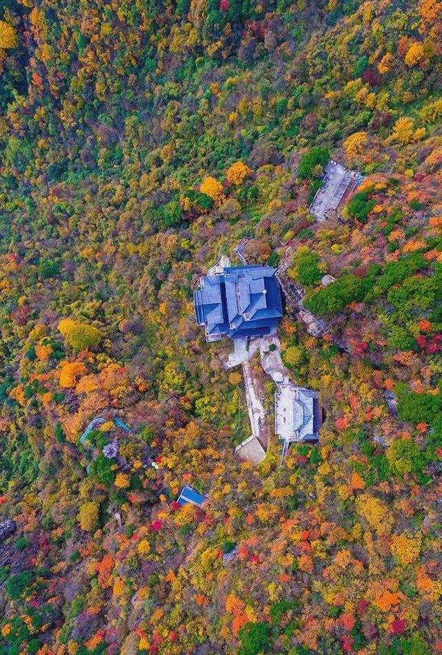 安康南宫山：五彩秋色惹人醉