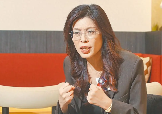 最后一场国民党主席辩论会，对于是否支持统一，郑丽文给出了答案