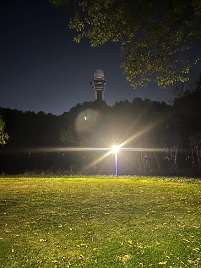 夜步嘉兴中央公园