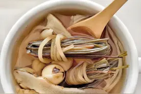 孩子内热危害大，建议春天常喝一碗汤，清内热消积食，孩子少生病图片