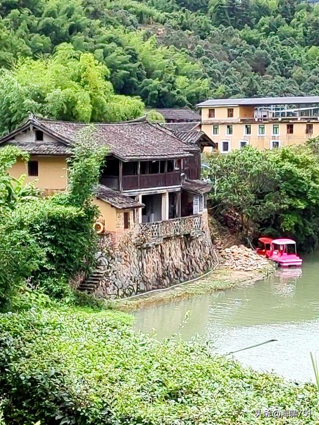 福建南靖田中赋土楼群