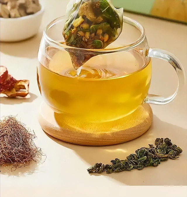 央视曝光！真别再吃了，头皮发麻！市监局通报40批食品抽检不合格