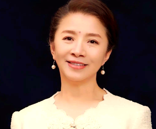 博主点评《生万物》角色“大脚娘”