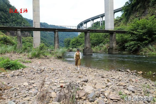 三市交界地带，美丽的风景线，一脚踏三州