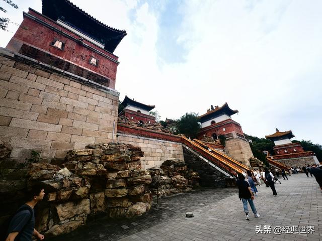 颐和园建筑之汉藏混合式佛寺建筑群——“四大部洲”