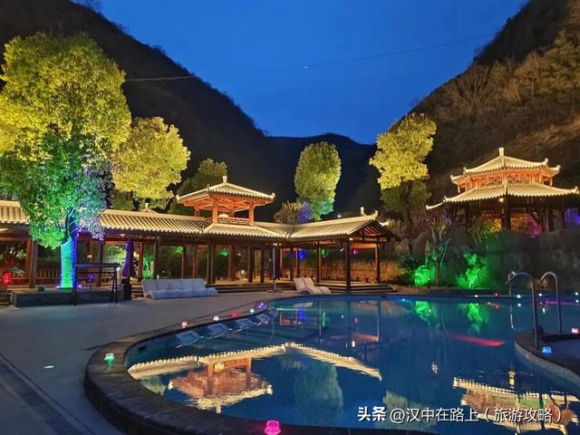 教师9.10免费畅玩略阳汉析里：暖泉解乏，水上撒欢，过个轻松节