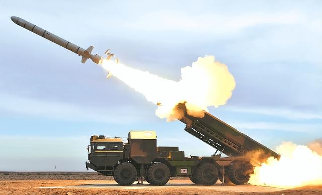 戴旭：中美一旦发生战争	，美国有实力将中国沿海城市打得稀巴烂？