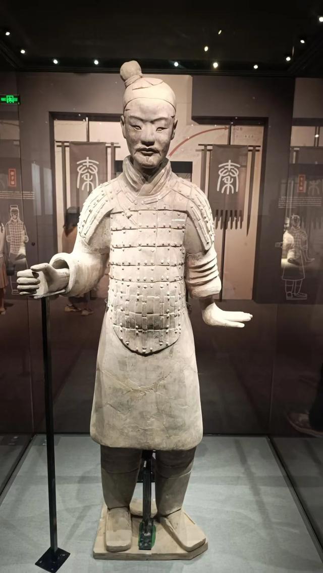 关山共赴 盛世中华