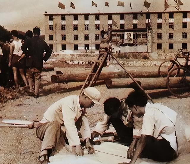 一文深度讲解人民大会堂和钓鱼台国宾馆：吃一顿国宴要多少