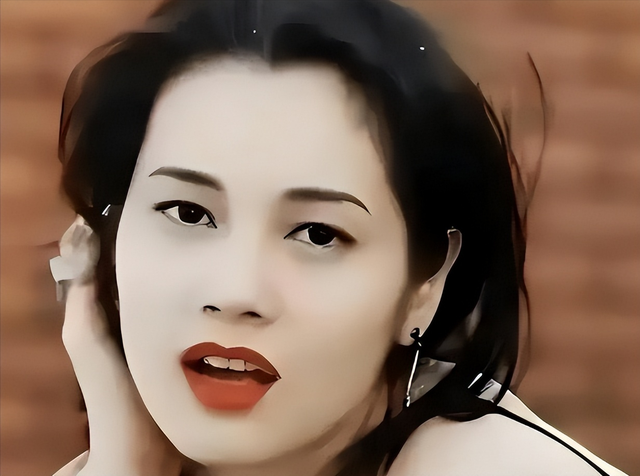 认干爹，拍风月片，被导演霸王硬上弓，她最终走上了陈宝莲的老路