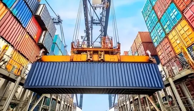 中方没有答应	，特朗普通告全球：加税200%，美媒罕见站队中国