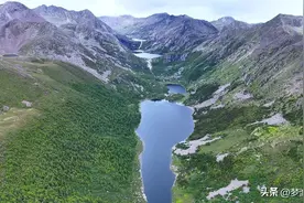 川西秘境，大自然造就的神奇美景，甘孜乡城香巴拉七湖，冰川湖群图片