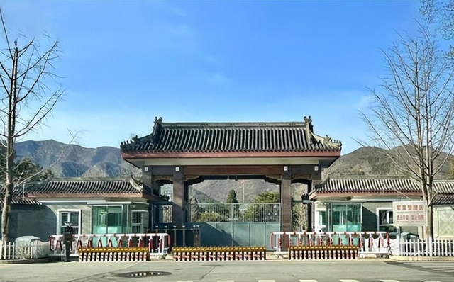 中国第一监狱：关的几乎全是高官，为防止泄密，牢房内有特殊布置