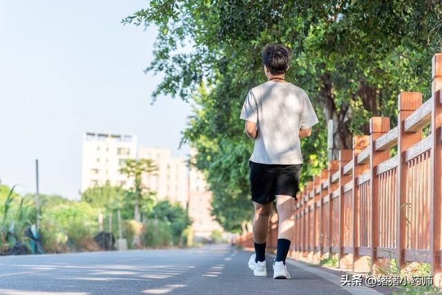 低血压人群饮食指南：3类食物要多吃，4个误区要避开。