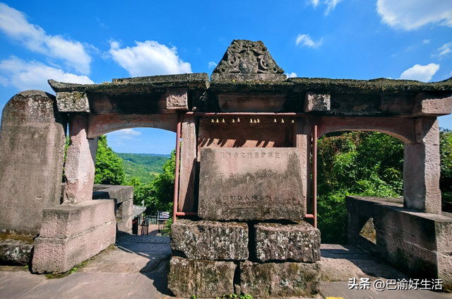 安岳石刻不输四大石窟？实地探访后，我信了……