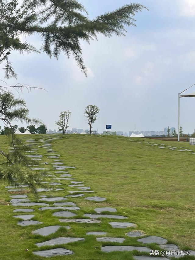 南昌凤凰洲体育休闲公园，散步好去处！