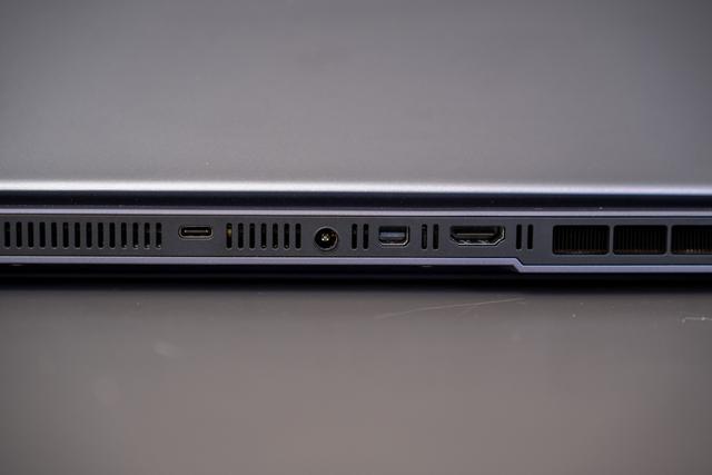 5000预算RTX5060游戏本抱回家 机械革命蛟龙16Pro评测