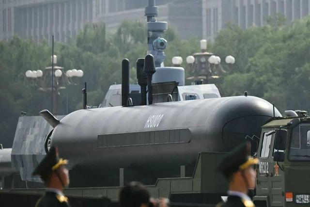 5亿美元打水漂？俄黑海舰队传来噩耗，崭新潜艇惨遭乌克兰炸烂