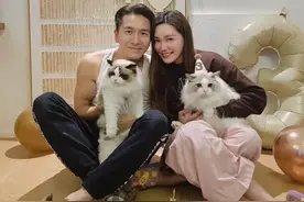 36岁汤洛雯和50岁老公马国明为爱猫庆3周岁生日：大王子满三岁啦图片