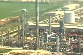 “老镇海四大工程”的第四个——镇海炼化图片