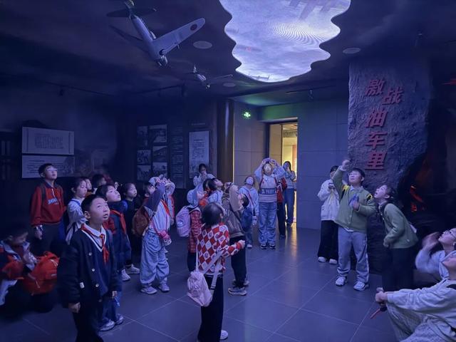 6天，近70万人！