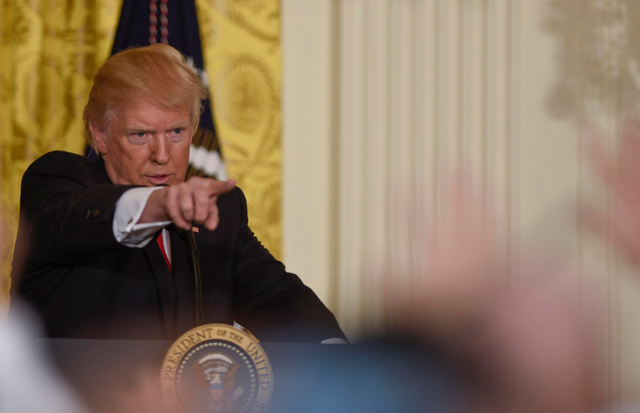 特朗普：只要我在任	，无人敢收台，话音刚落，中方划下4条红线