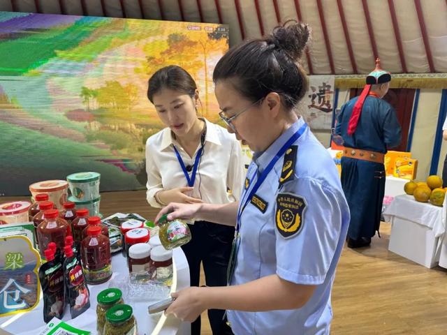 微光如炬 感恩有你——致敬那达慕的隐形守护者