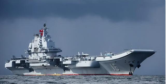 辽宁舰直逼冲绳270公里！日本战机急升空，谁在慌张一目了然