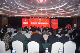 山西特产油泼辣子开启工业化生产图片