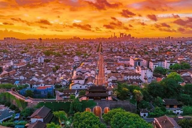 别再说河南只有洛阳开封了，这座小城才是被低估的宝藏