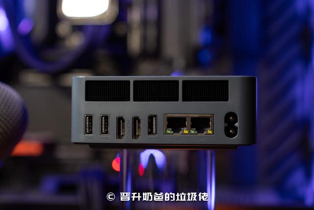 拒绝工位桌面拥挤，轻办公神器，零刻EQR7 mini主机