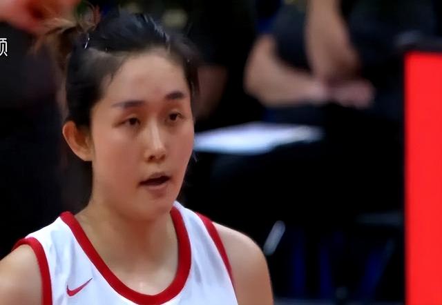 女篮热身赛：中国女篮险胜澳大利亚，2人能力被严重低估