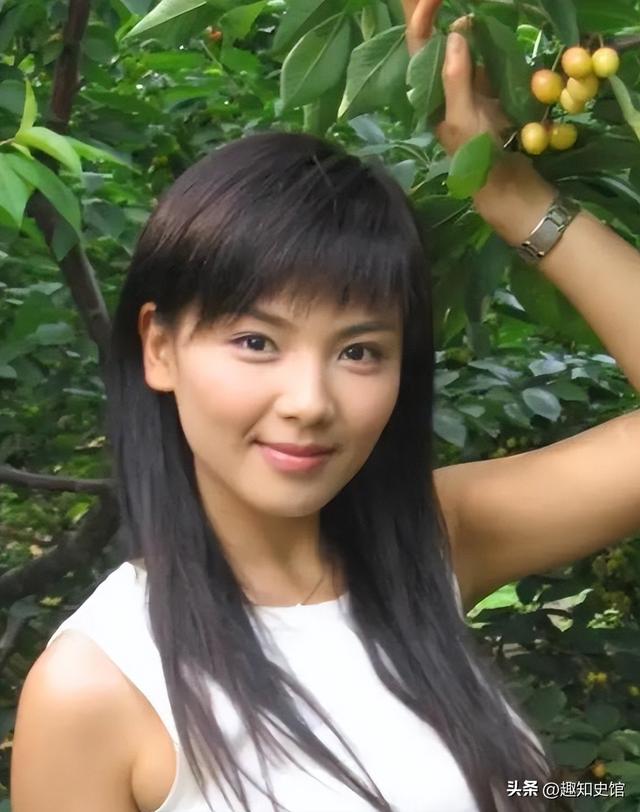 他曾与刘涛同床共枕4年，如今年过六旬依旧未娶，刘涛直言愧疚