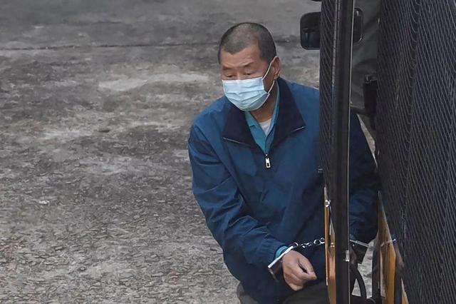 美连开3枪，特朗普通告全球，尽一切可能救黎智英，中方别无选择