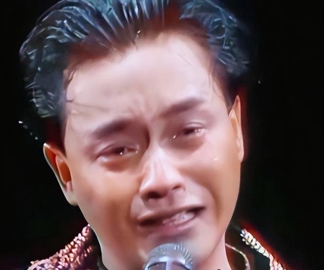 原来我们都被骗了！向太曝张国荣去世内幕，撕开了内娱“遮羞布”