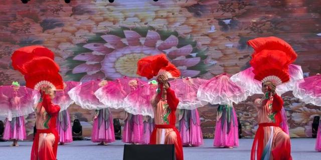 以“清凉”为柬 以“幸福”为约