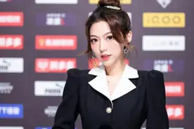 盘点王者荣耀KPL美女解说！个个肤白貌美大长腿！抓紧收藏！图片