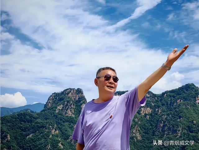 七月闲云行：沿海行记事