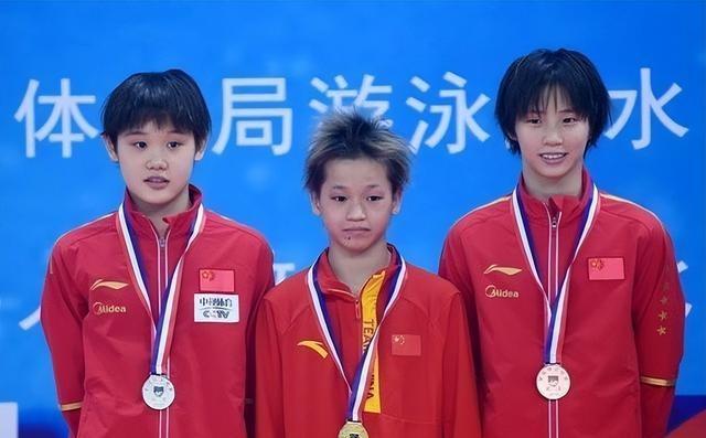 全红婵也没想到，张家齐官宣退役仅1个月，就走上了另一条上坡路