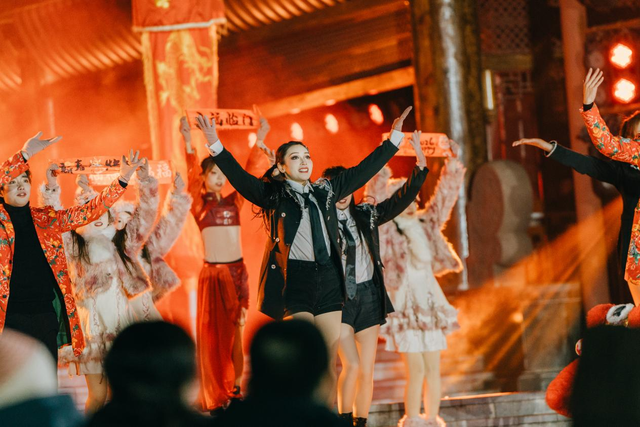 太原方特潮味中国年“马”上启程，新春欢乐不重样