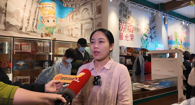 海口骑楼的“宝藏邮局”：寄思念，品咖啡，穿越邮政时光