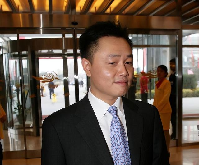 国家出手擒下的4名华人首富，看看他们干的事，根本不值得饶恕！